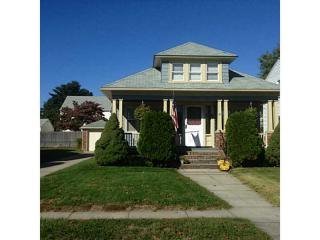 31 Crothers Ave, Cranston, RI 02910-3101
