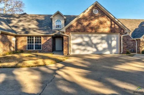 717 Broad St, Chandler, TX 75758-9618