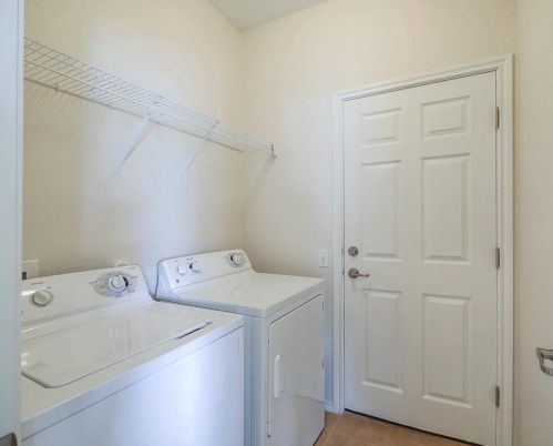 11000 Boundless Vly Dr, Austin TX  78754 exterior