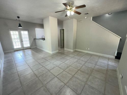 5711 China Berry Rd, Austin TX  78744-4032 exterior