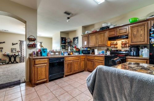 6604 Madison Ave, Fort Worth TX  76134-2562 exterior