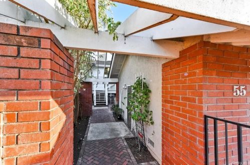 55 Lakeview, Irvine, CA 92604-3628