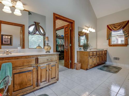 1216 Mill Creek Ln, Stockbridge GA  30281-4879 exterior