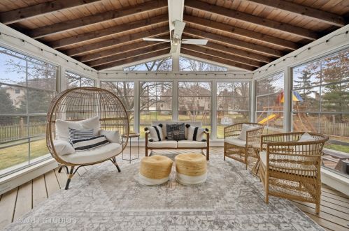 620 Connecticut Ave, Naperville, IL 60565-4398