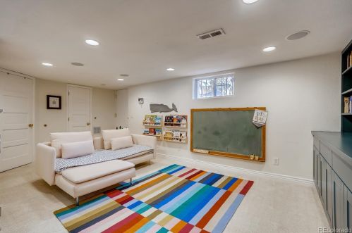 909 4 Ave, Denver CO 80223-1117 exterior