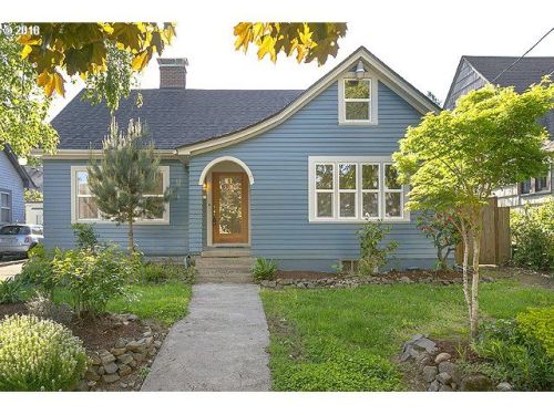 6127 Moore Ave, Portland, OR 97217-2149