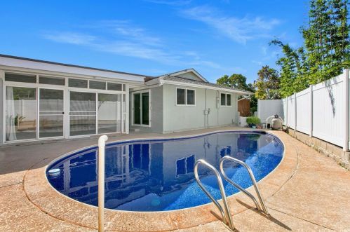 1904 Iwi Way, Honolulu HI  96816-3908 exterior
