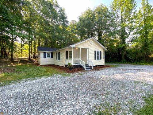 117 Avon St, Toccoa, GA 30577-2701