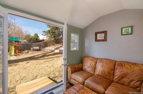 18947 61st Ave, Denver CO 80403-2103 exterior