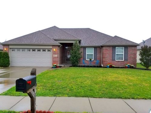 4930 Penrose Dr, Newburgh, IN 47630-2426