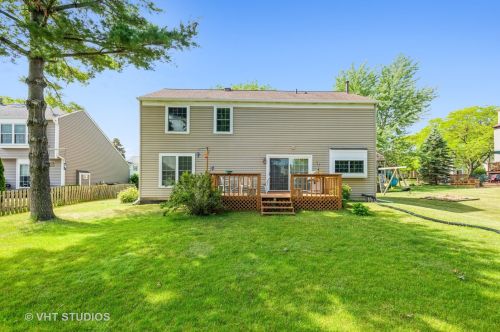 1193 Cactus Trl, Carol Stream IL  60188-3329 exterior