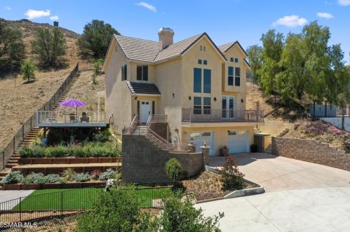 1259 Gonzales Rd, Simi Valley, CA 93063-4500