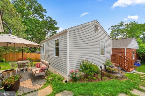 2419 Dennis Ave, Silver Spring MD 20901-2162 exterior