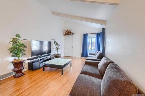 16420 Severn Pl, Denver, CO 80011-4569