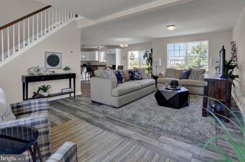 229 Cedarlyn Dr, York, PA 17408-6286
