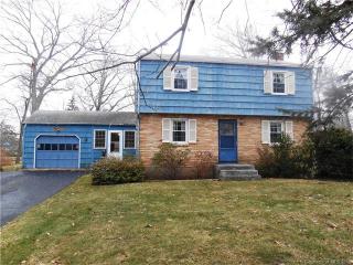 26 Gail Rd, Farmington, CT 06032-2408