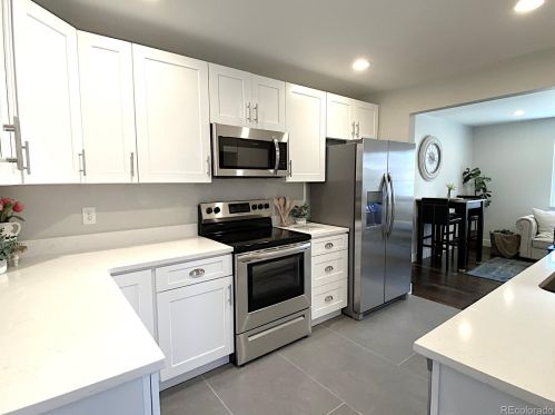 482 Robb Way, Denver CO  80226-2552 exterior