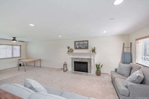 1567 Bridget Ave, Simi Valley CA  93065-3607 exterior