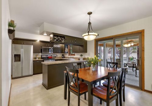 2073 Jade Ln, Saint Paul MN  55122-2862 exterior