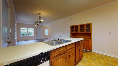 5858 Pinetree Ln, Rex GA 30273-1319 exterior