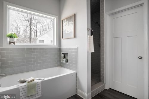 258 Speaks Ln, Harpers Ferry WV  25425 exterior