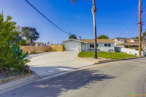 3916 Long Pl, Carlsbad, CA 92008-4126