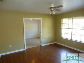 110 Michael Ct, Savannah, GA 31406-3132