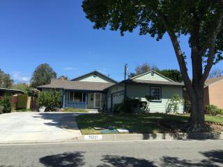 15251 Cedarsprings Dr, Whittier CA  90603-2104 exterior