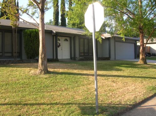 8360 Streng Ave, Citrus Heights, CA 95610-3371