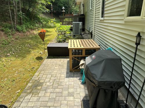 401 Whetstone Mls, Killingly CT  06241-1833 exterior