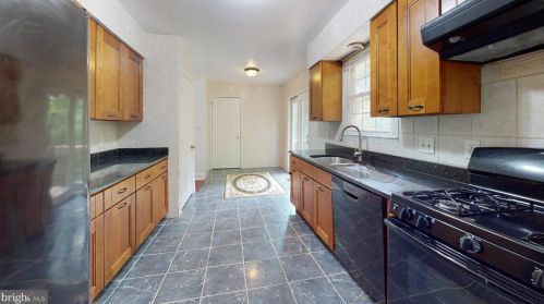 505 Silver Spring Ave, Silver Spring MD  20910-4644 exterior