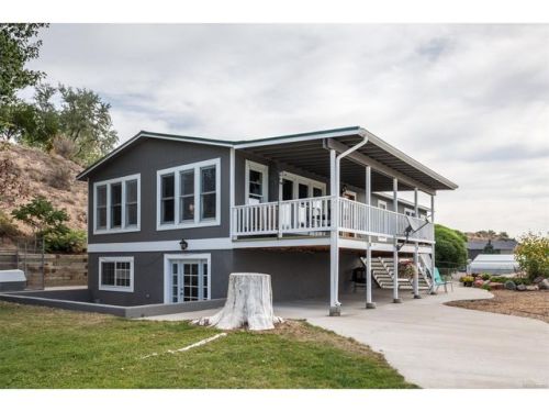 559 4th St, Silt, CO 81652-8763
