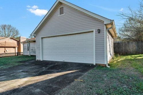 5515 Reynolds Rd, Morrow, GA 30260-3733