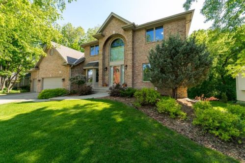 4160 Dallas Ln, Minneapolis MN  55446-3822 exterior