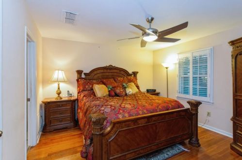 1653 Executive Park Ln, Atlanta GA  30329-3129 exterior