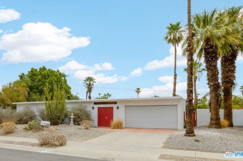 520 Monterey Rd, Palm Springs, CA 92262-6236