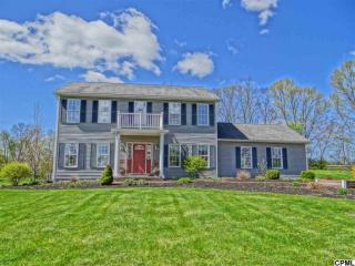 1554 Newville Rd, Carlisle, PA 17015-9489