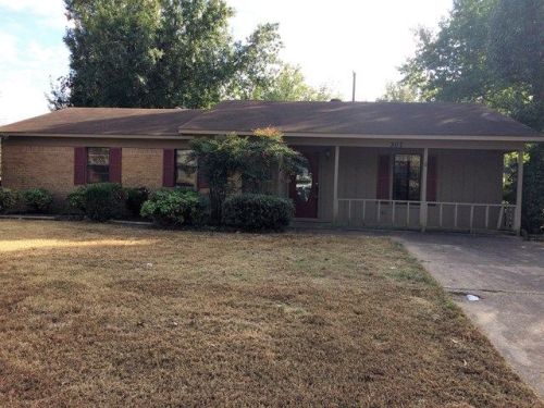 307 Clifton Dr, Wynne, AR 72396-3734