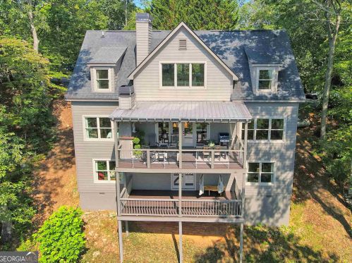 735 Long Laurel Ridge Dr, Lakemont, GA 30552-2924
