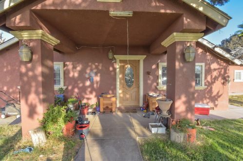 17798 Davidson Ave, Dos Palos, CA 93620-9437