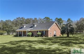 102 Unique Dr, Pineora, GA 31312-6274