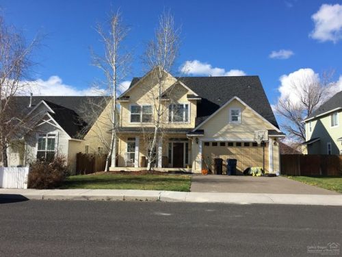 1665 Larch Ave, Eagle Crest OR  97756-9774 exterior