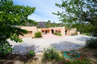 11853 Oak Creek Dr, Lakeside, CA 92040-1064