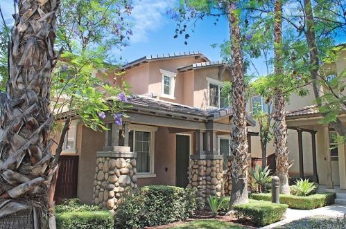8712 Cantal Ln, Riverside, CA 92503-8904