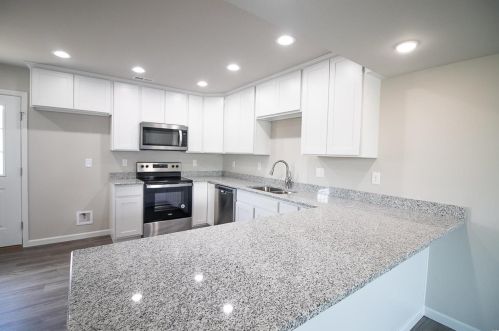 815 Navajo Trl, Pendleton, MO 63383-3113