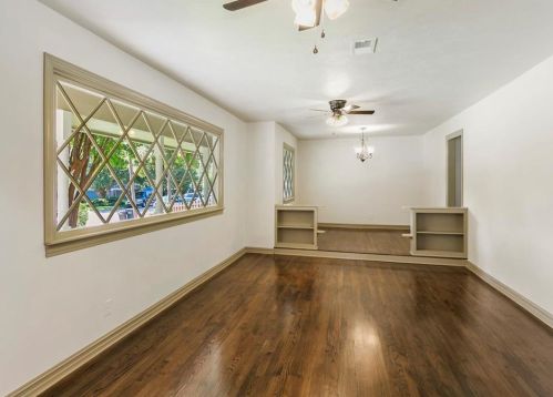 2200 Mcewen Ct, Fort Worth TX  76112-7927 exterior