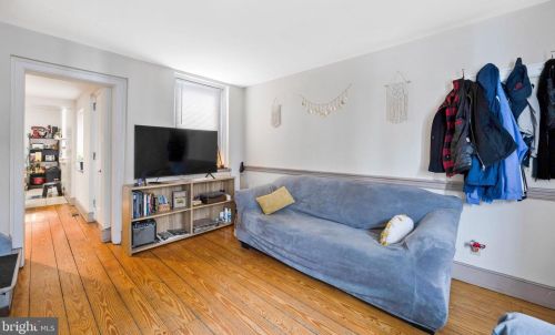 609 4th St, Philadelphia PA  19123-2905 exterior