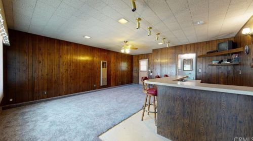 132 Broadbent Dr, Riverside CA  92507-4809 exterior