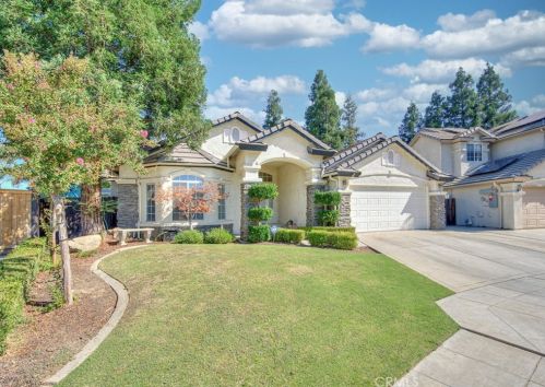 10355 Sierra Vista Ave, Fresno, CA 93730-4729