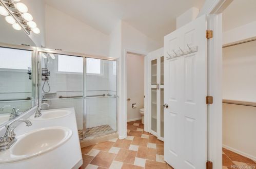 4394 Genoa Ct, Denver CO  80015-5422 exterior